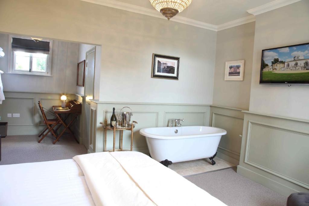 เดอะ ฟลาวเวอร์ พอท Hotel Sunbury-on-Thames ห้อง รูปภาพ
